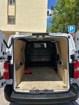 Se hacen portes y mudanzas económica