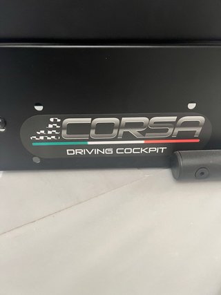 Playseat Corsa Edition + volante logitech G29