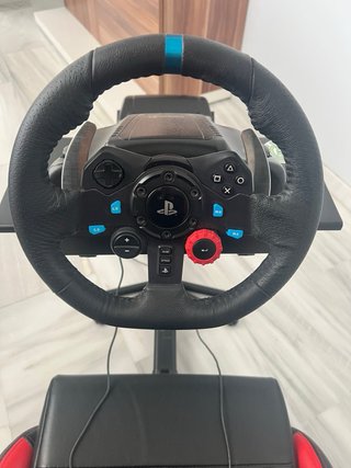 Playseat Corsa Edition + volante logitech G29