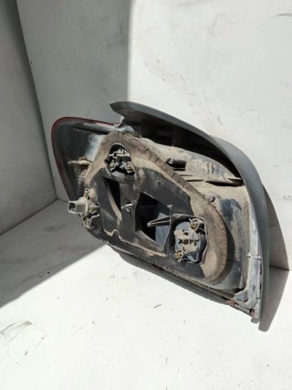 Piloto Trasero Derecho Toyota Yaris 2004