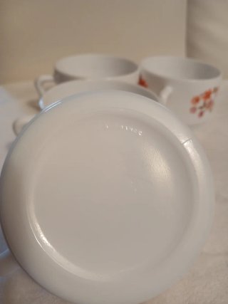 4 Tazze Arcopal France Milk Glass Fiori Anni '70