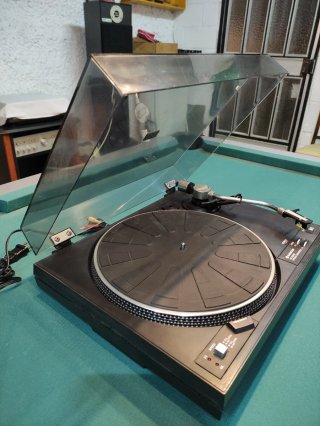 Tocadiscos Sanyo