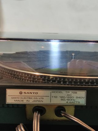 Tocadiscos Sanyo