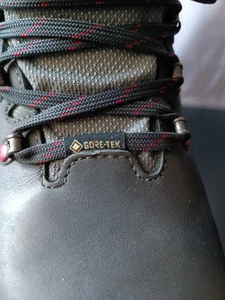 Botas de montaña Chiruca