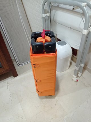Parque cuna plegable naranja