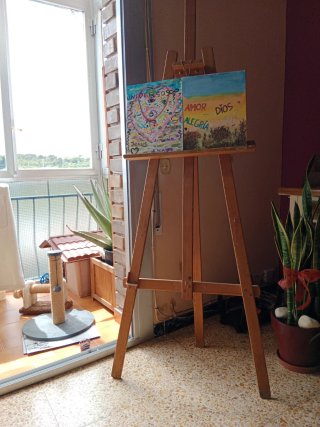 Caballete de madera para pintar