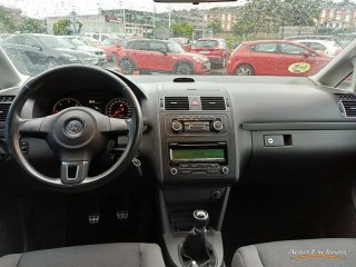VOLKSWAGEN TOURAN 1.6 TDI BLUEMOTION