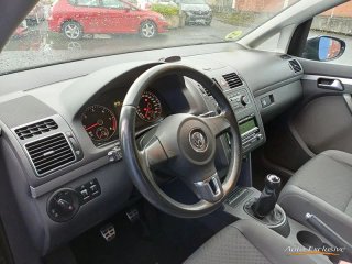 VOLKSWAGEN TOURAN 1.6 TDI BLUEMOTION