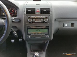VOLKSWAGEN TOURAN 1.6 TDI BLUEMOTION
