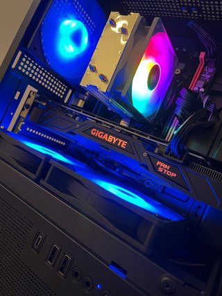 PC GAMING GARANTIA - Gigabyte gtx 1070 - 16 Ram