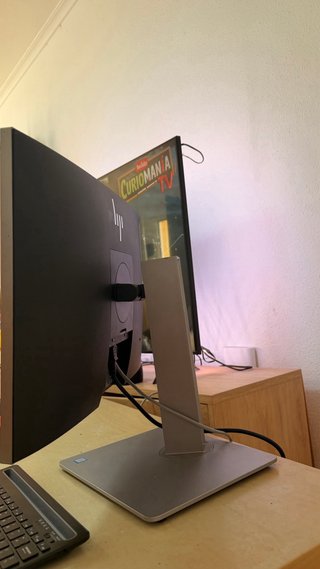 HP EliteOne Plata