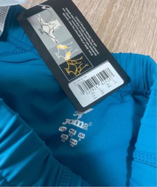 Malla corta Running Joma azul y rojo