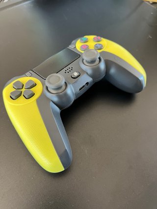 Mando PS4 Amarillo