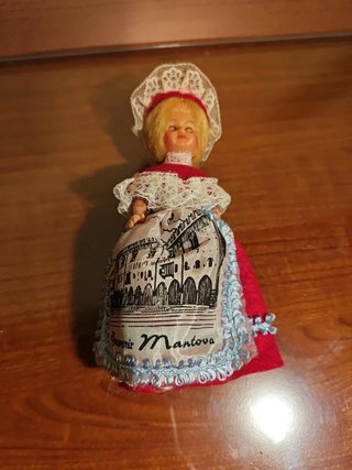 Bambola Souvenir Mantova Italia