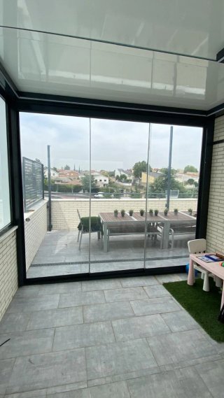 Cerramiento de Terraza Aluminio y Cristal