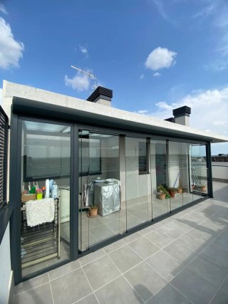 Cerramiento de Terraza Aluminio y Cristal