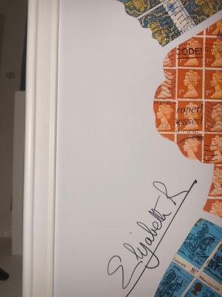 Elisabetta II Quadro Vintage con veri francobolli