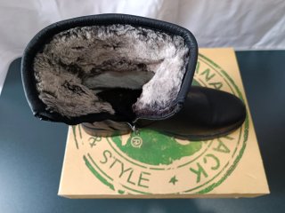 Botines negros de cuero