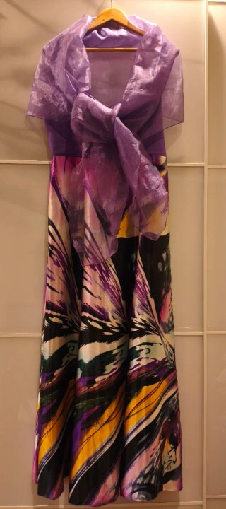 Vestido fiesta Nati Jiménez estampad T.44 con chal