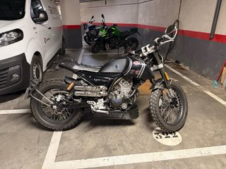 FB Mondial HPS 125 Negra