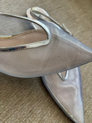 Zapatos planos plateados de malla