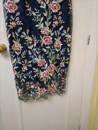 Vestido fiesta floral azul y rosa