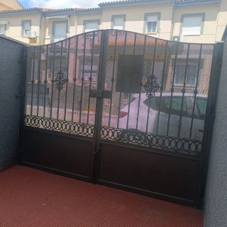 Puertas de garaje metálicas
