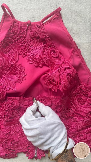Top Guess encaje rosa talla única