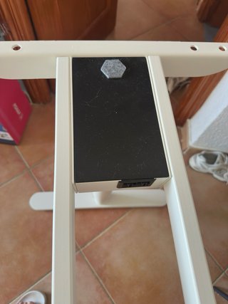 Escritorio elevable con motor Bekant Ikea 160x80