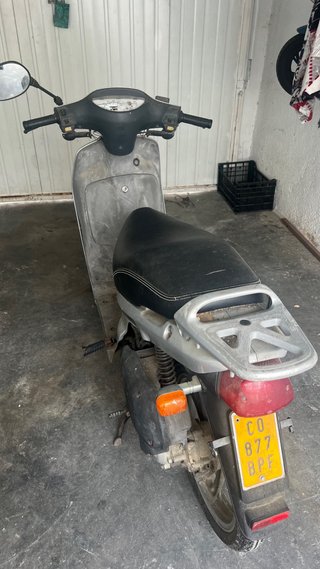Honda Scooter 49cc Gris scoopy