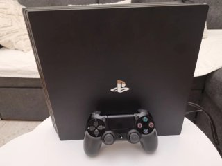 Consola PS4 Pro Negra