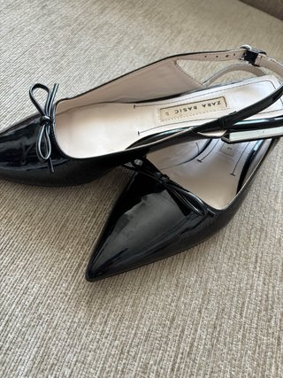 Zapatos planos Zara Basic negros con lazo