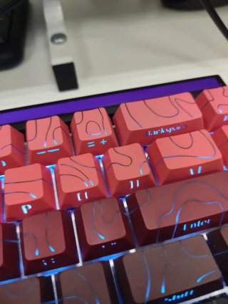 Teclado Mecánico AULA HERO 68 HE RGB