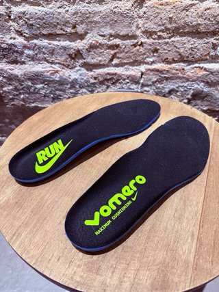 Nike Vomero Premium Negro/Volt T45