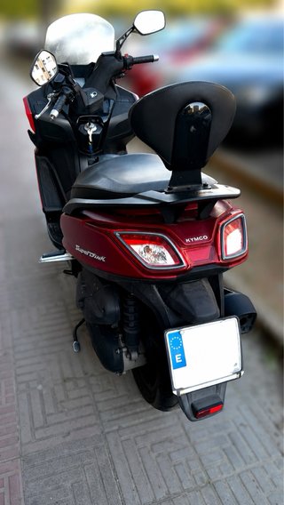 Kymco Superdink 125 ABS Roja