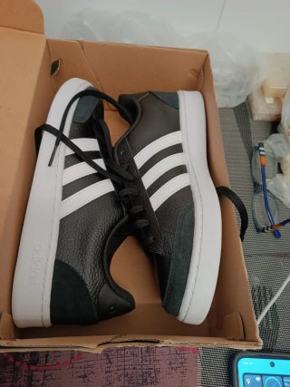 Zapatillas Adidas Piel Negras Rayas Blancas