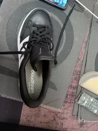 Zapatillas Adidas Piel Negras Rayas Blancas
