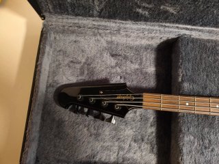 Bajo Epiphone Thunderbird IV