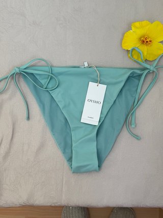 Bikini Oysho Verdeagua Talla L