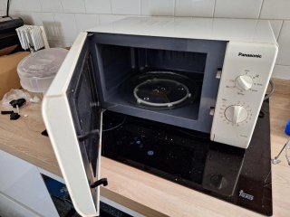 Microondas Panasonic Blanco