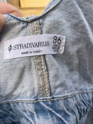 Peto corto vaquero NUEVO de Stradivarius