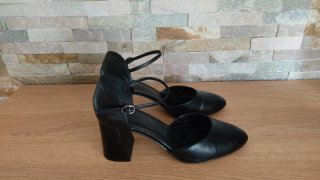 Zapatos tacón negros hebilla tobillo talla 39