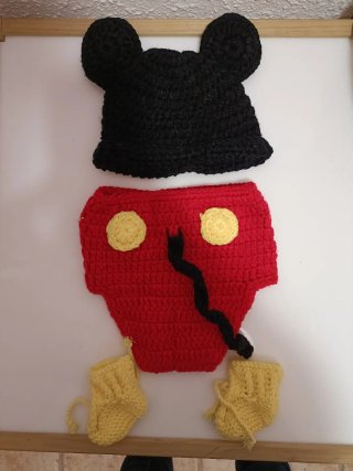 Atrezzo fotos bebé Mickey Mouse crochet