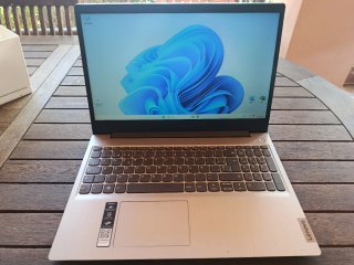 Portátil Lenovo Ideapad 240GB SSD 8GB RAM