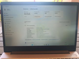Portátil Lenovo Ideapad 240GB SSD 8GB RAM