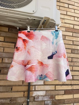 Minifalda Zara Estampado Flores