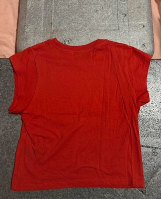Camiseta H&M Vald'Isère Ski Club Roja Talla XS
