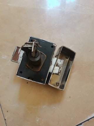 Cerradura de seguridad con 5 llaves