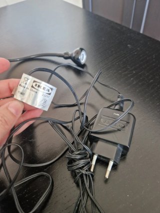 Foco LED Pinza IKEA Negro