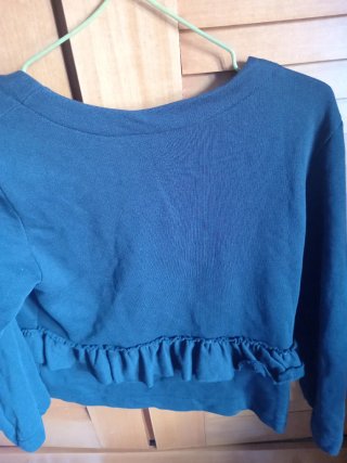 Chaqueta niña con volantes y apliques